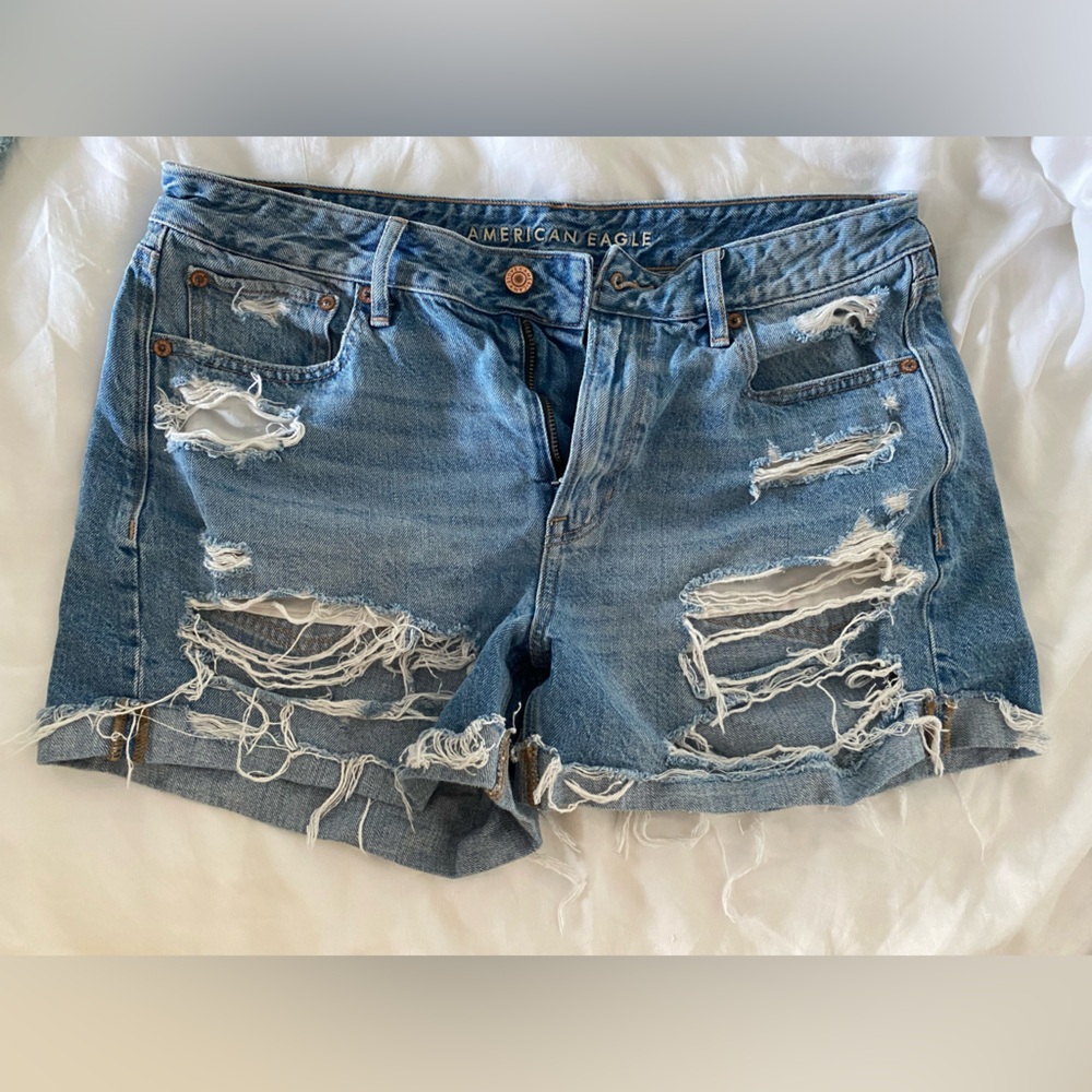 Women’s American Eagle Tomgirl Short Jean Shorts Size 10